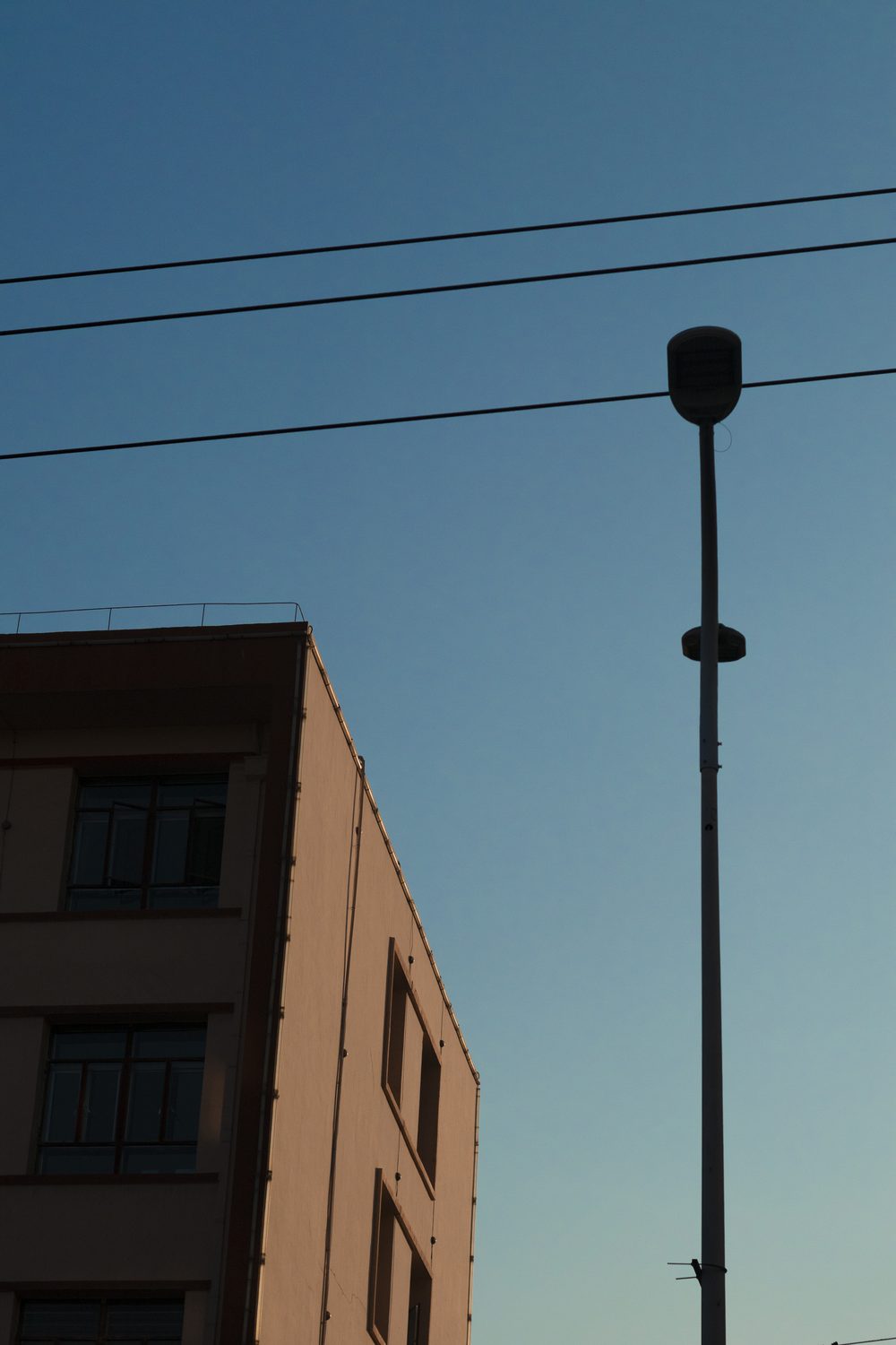 路灯与天空